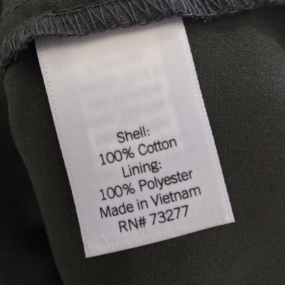 LC Lauren Conrad Eyelet Crop Top OliveGreen Button Front Ruffle Strap NWT medium - Picture 4 of 7